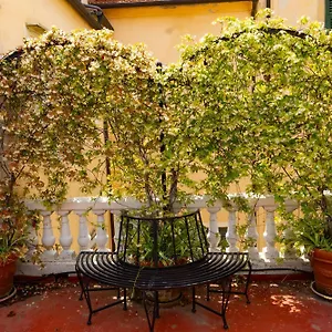 La Foresteria Di Palazzo Picedi Benettini Gasthuis Sarzana