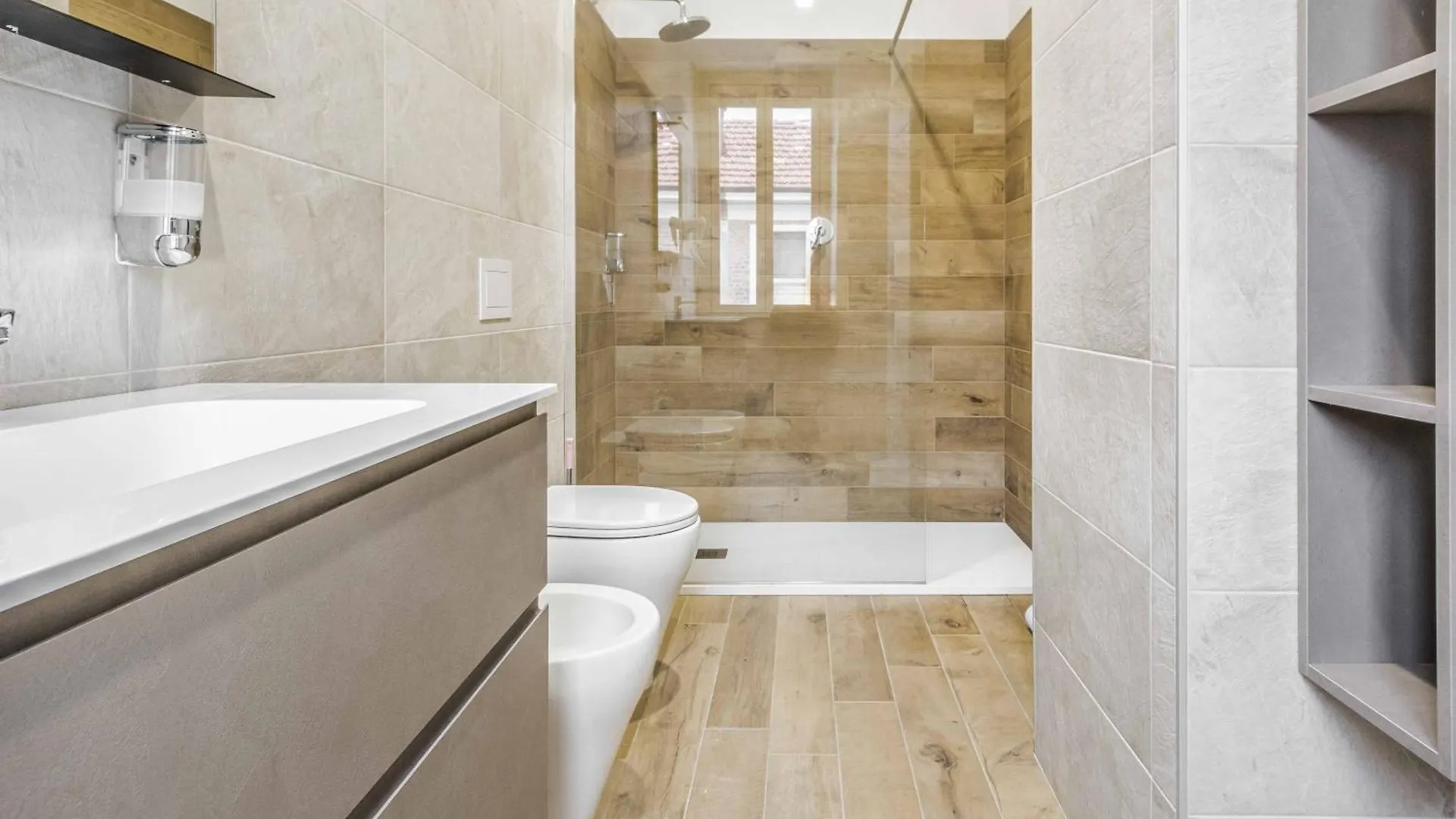 La Perla Rooms Saronno