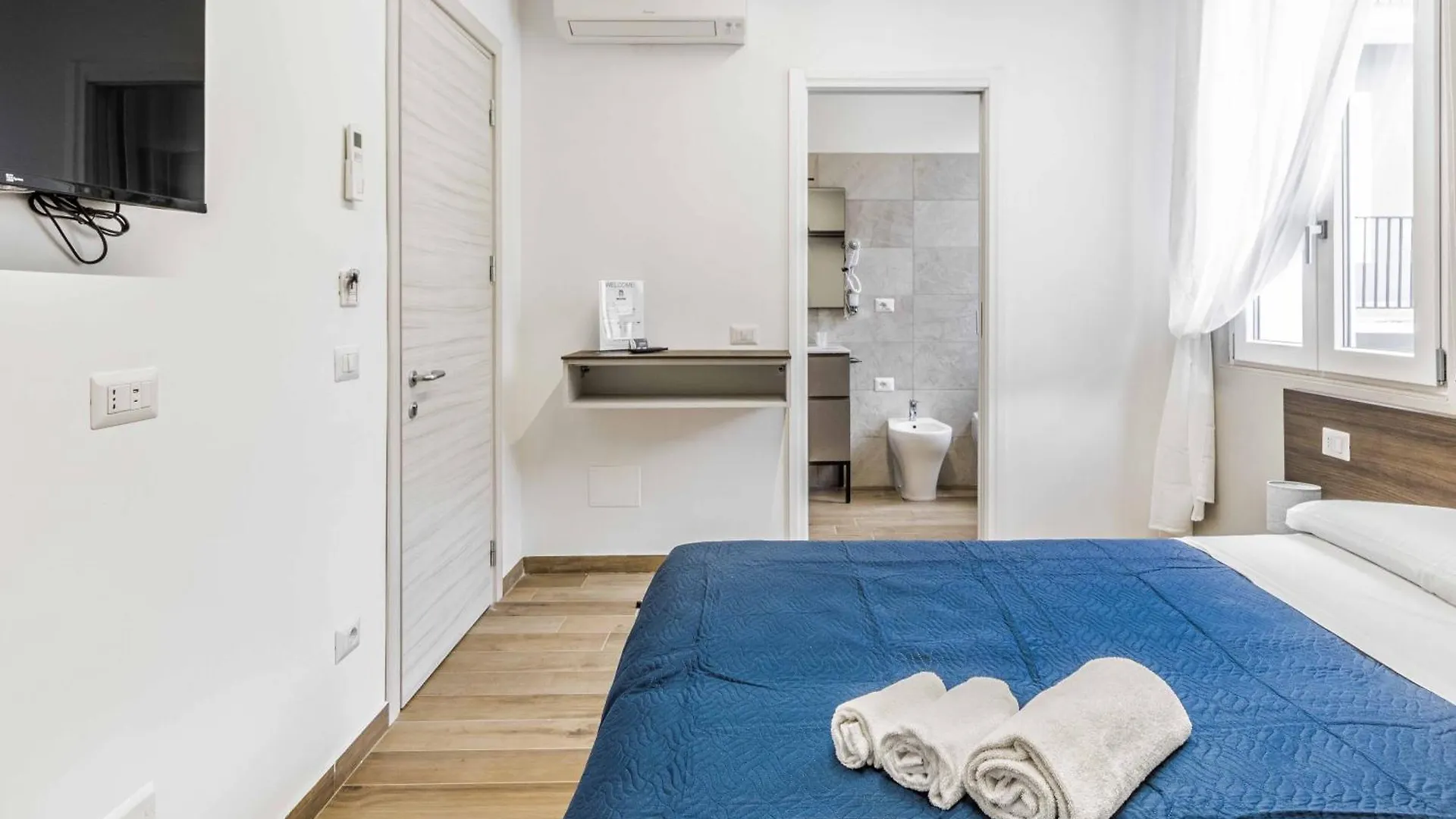La Perla Rooms Saronno Italy