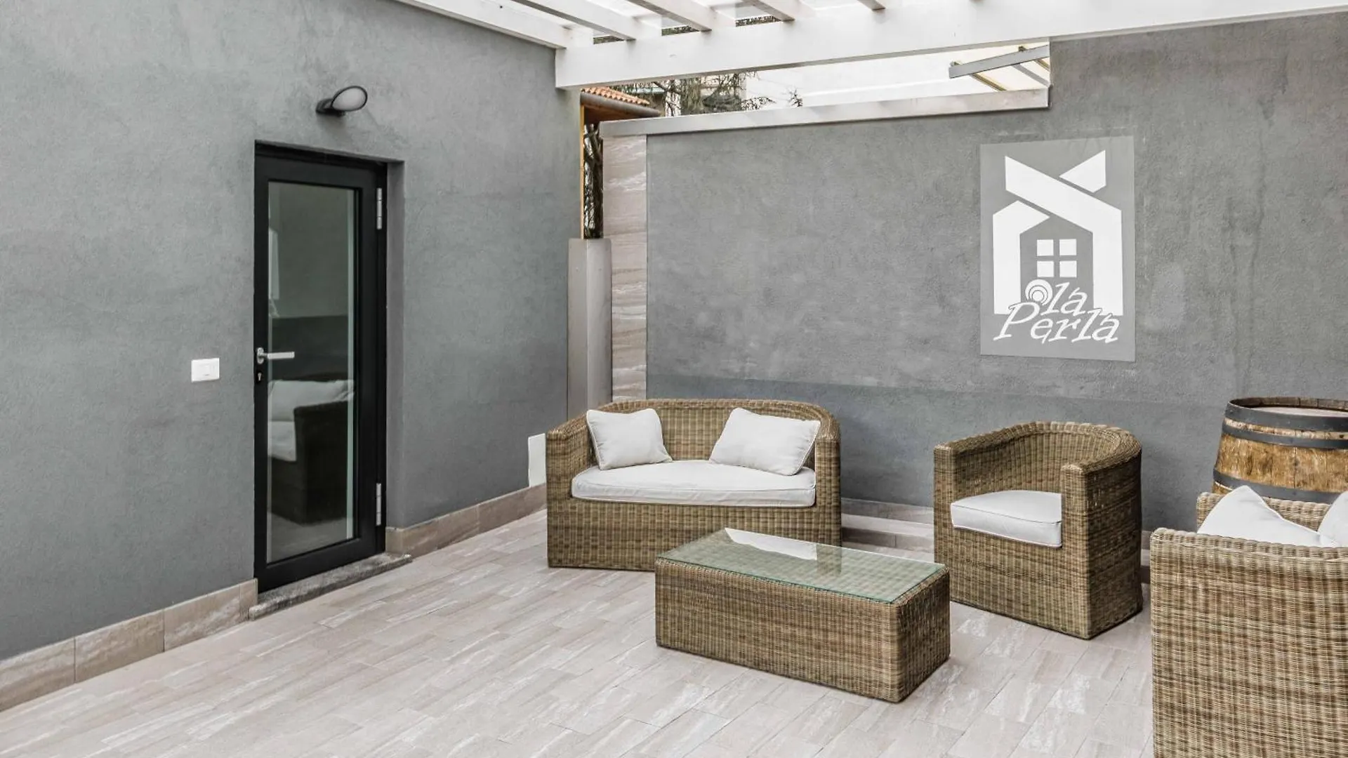 Bed & Breakfast La Perla Rooms Saronno Italy